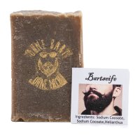 Savon à barbe savonné à la main