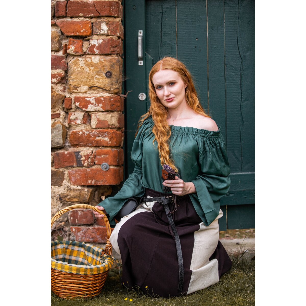 Classic medieval blouse Green "Emma"