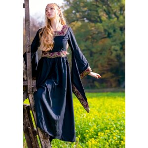 Noble robe en viscose noire