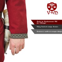 Tunique viking classique rouge avec motif de nœuds "Hakon", manches longues