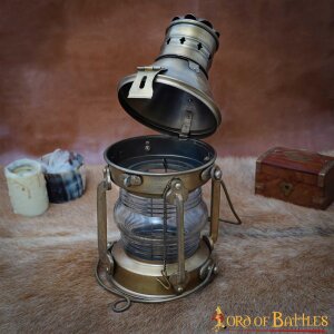 Lampe à huile rustique ou lanterne en laiton