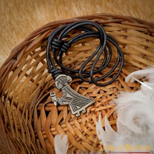 Pendentif Valkyrie en acier finition antique avec bracelet en cuir