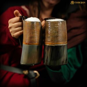 Chope de bière viking en corne avec lanière de cuir Support de ceinture 600ml