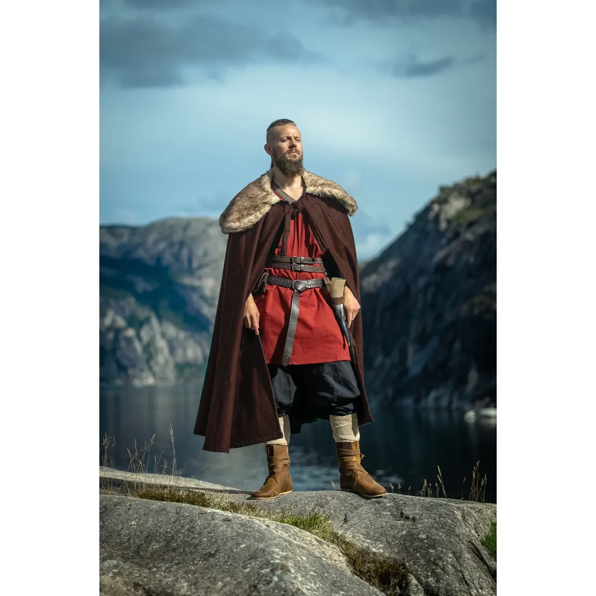 Cape viking brune col en fourrure synth& box