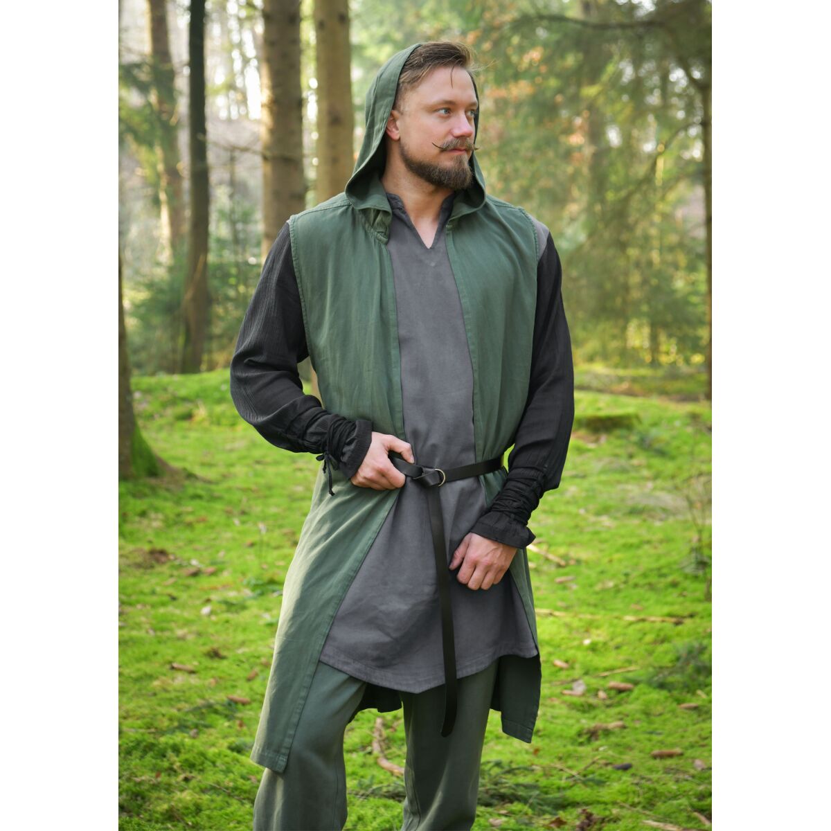 Gilet médiéval vert olive  box