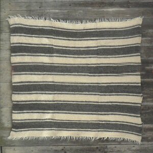grande couverture en laine tissée à la main blanc laine avec des rayures grises 210 x 220 cm