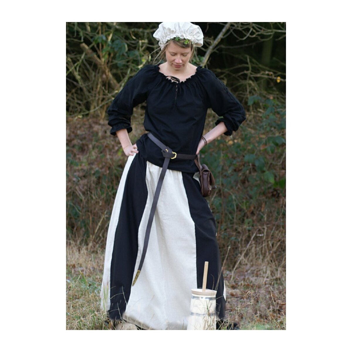 medieval skirt black / white